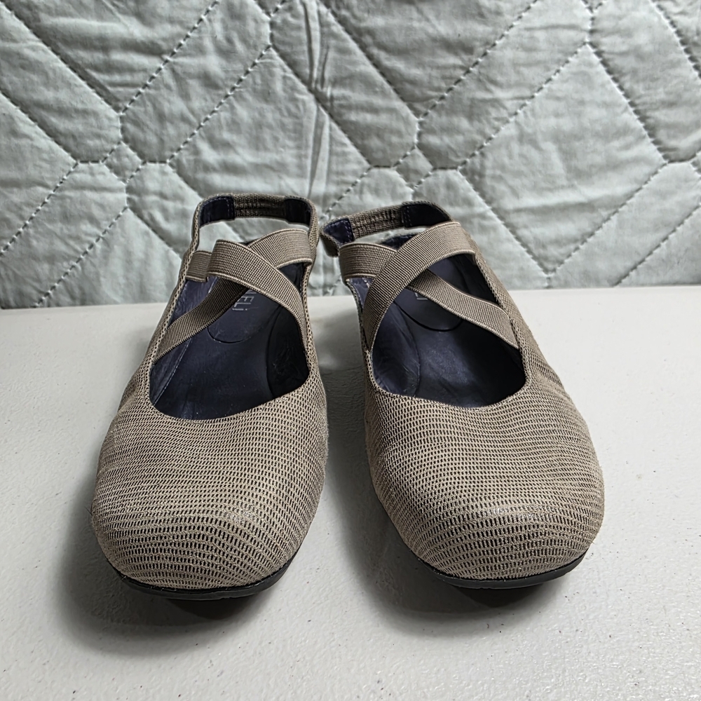 Vaneli Womens Marjory Sling Back Taupe Wedge Sandals Ballet Sandals Sz 6.5M - Picture 10 of 10
